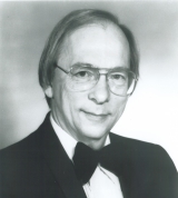 Robert E. Stoll